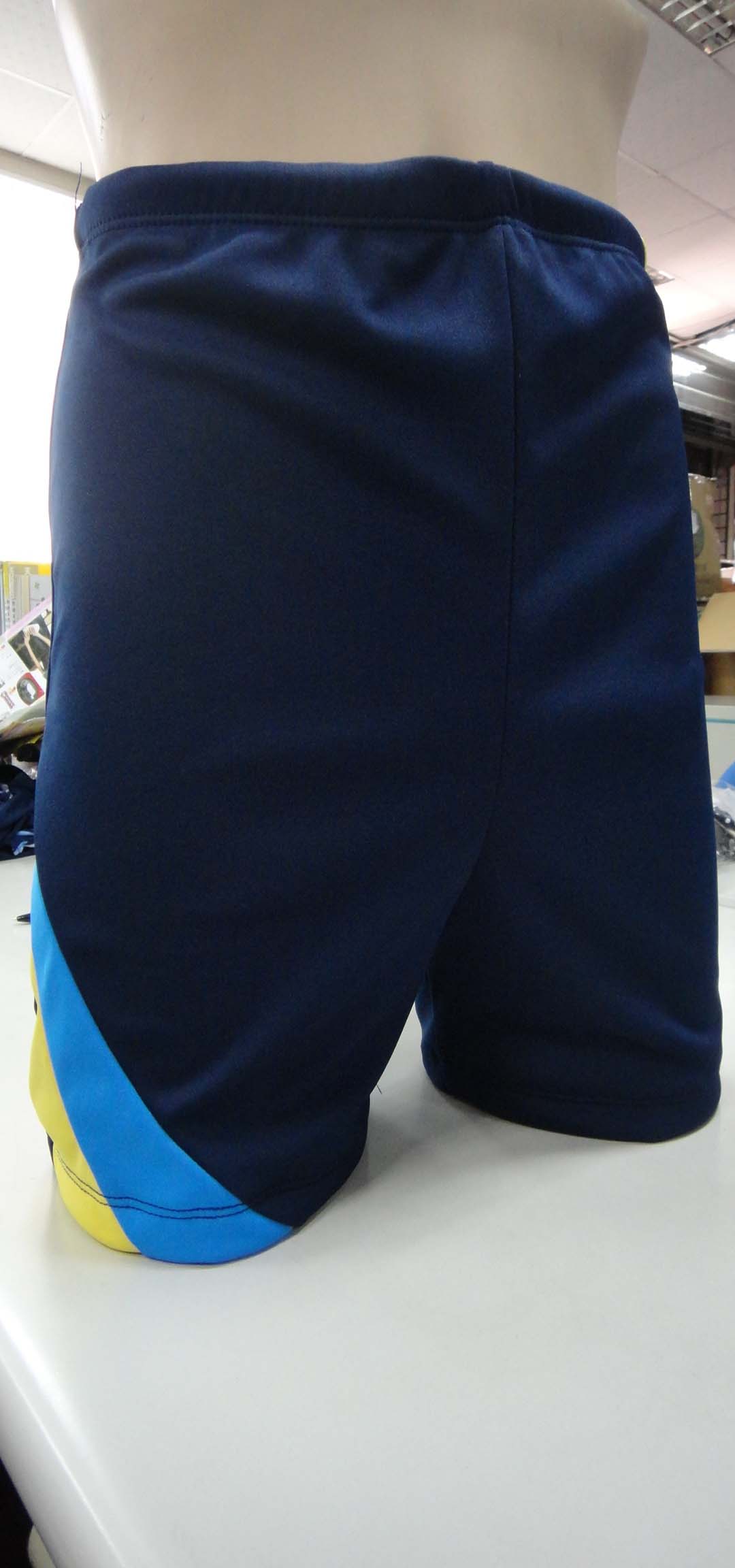 大男特多龍四角加長泳褲