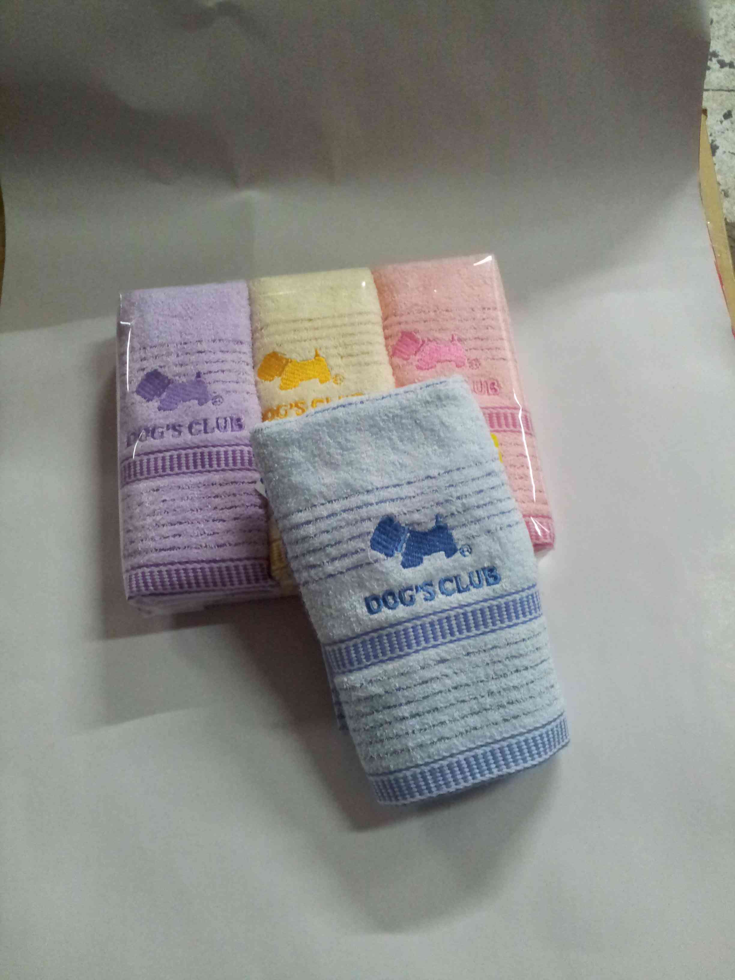 毛巾(橫條、刺繡狗圖案)
