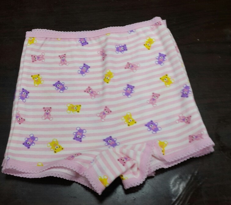 ap女童四角內褲 