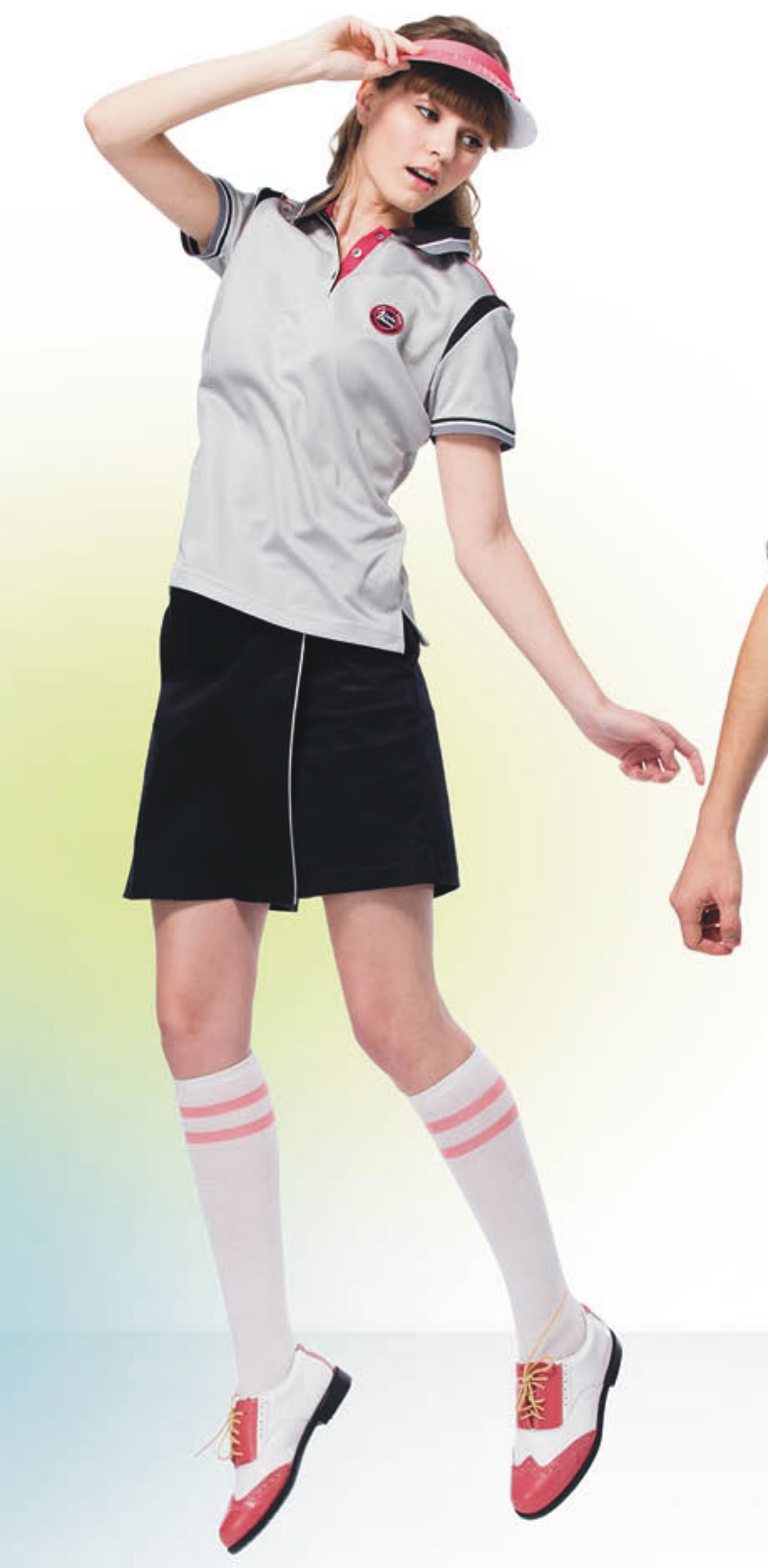 女短袖上衣