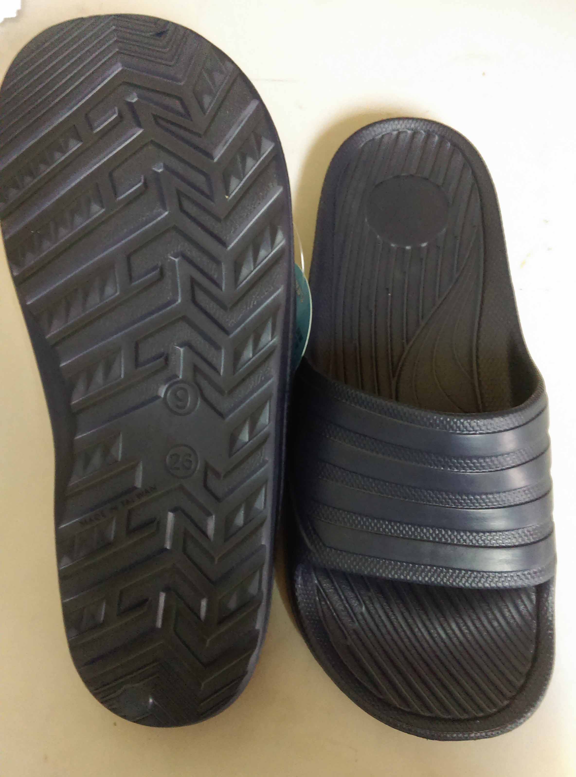 休閒拖鞋