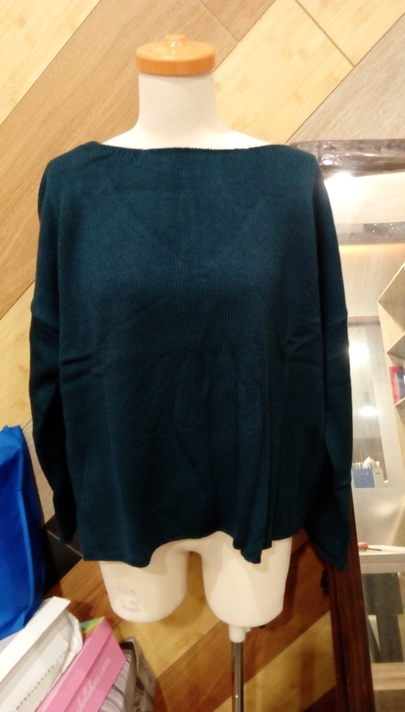 MIT小寬袖後背蕾絲綁帶