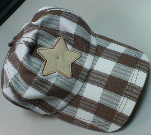 雙色刺繡格紋