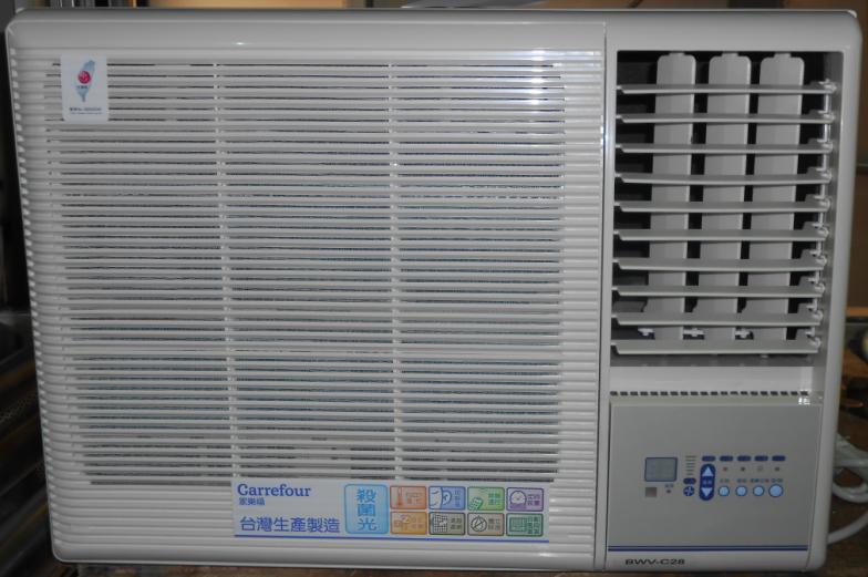 家樂福 窗型冷氣機