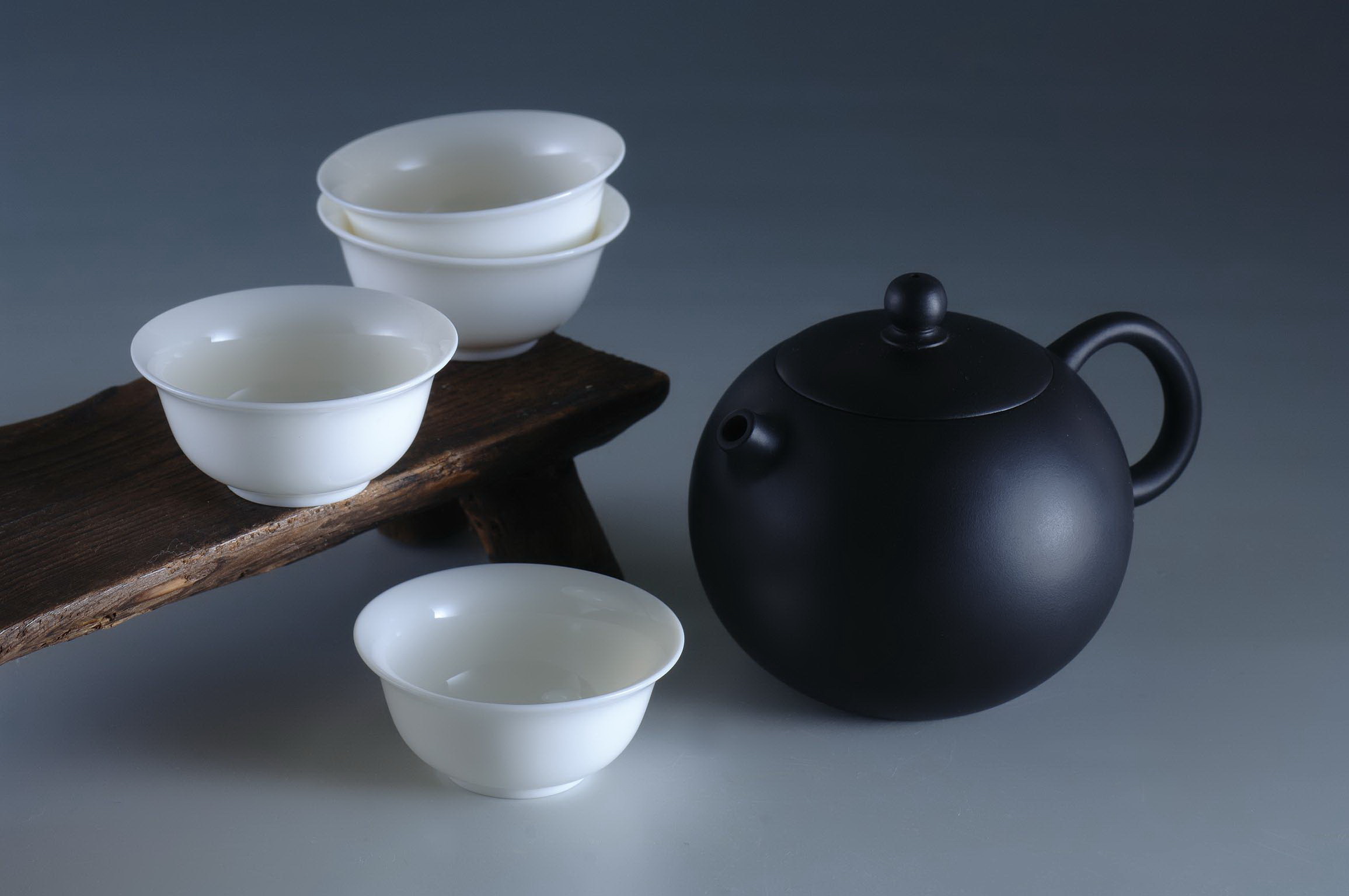 裝飾陶瓷-其它裝飾陳設陶瓷製品 - 夾炭黑陶西施壺