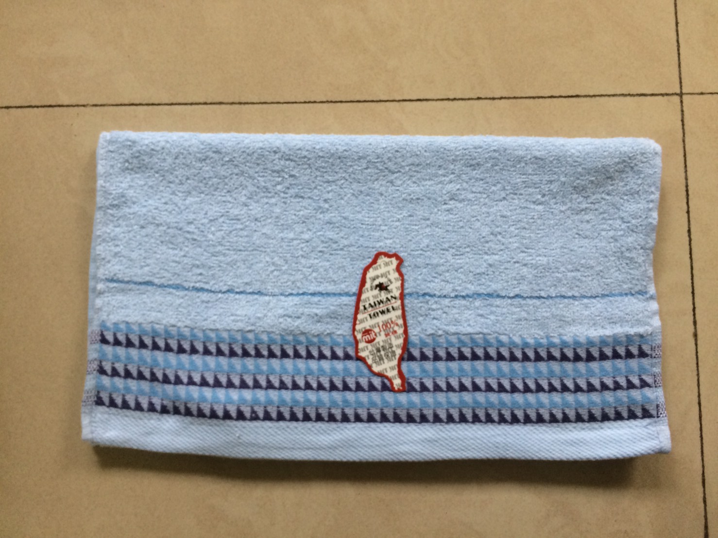 2617三角方格毛巾