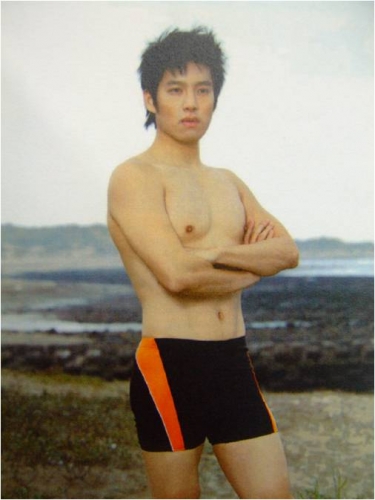 泳裝