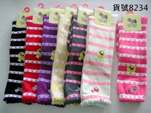 刺繡半統童襪