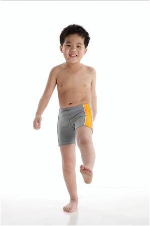 泳裝