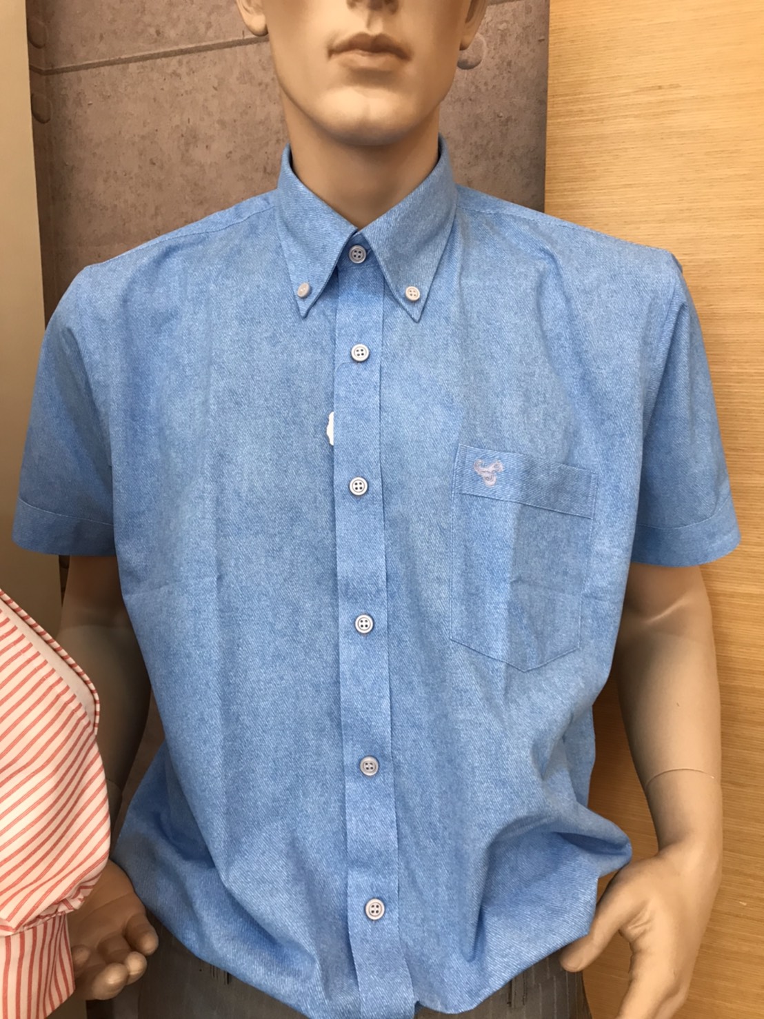 牛仔短襯衫