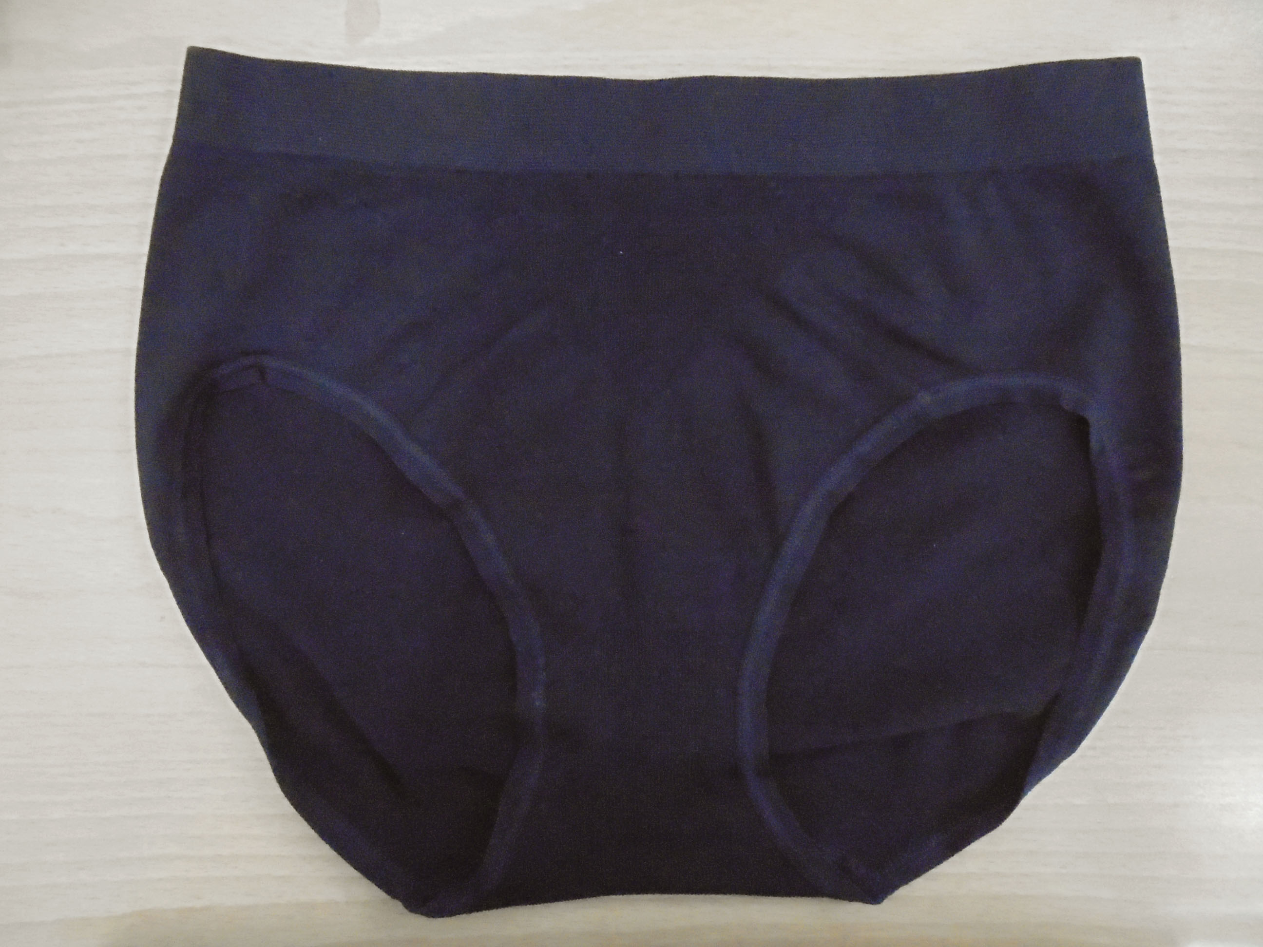 女涼感排汗中腰三角褲