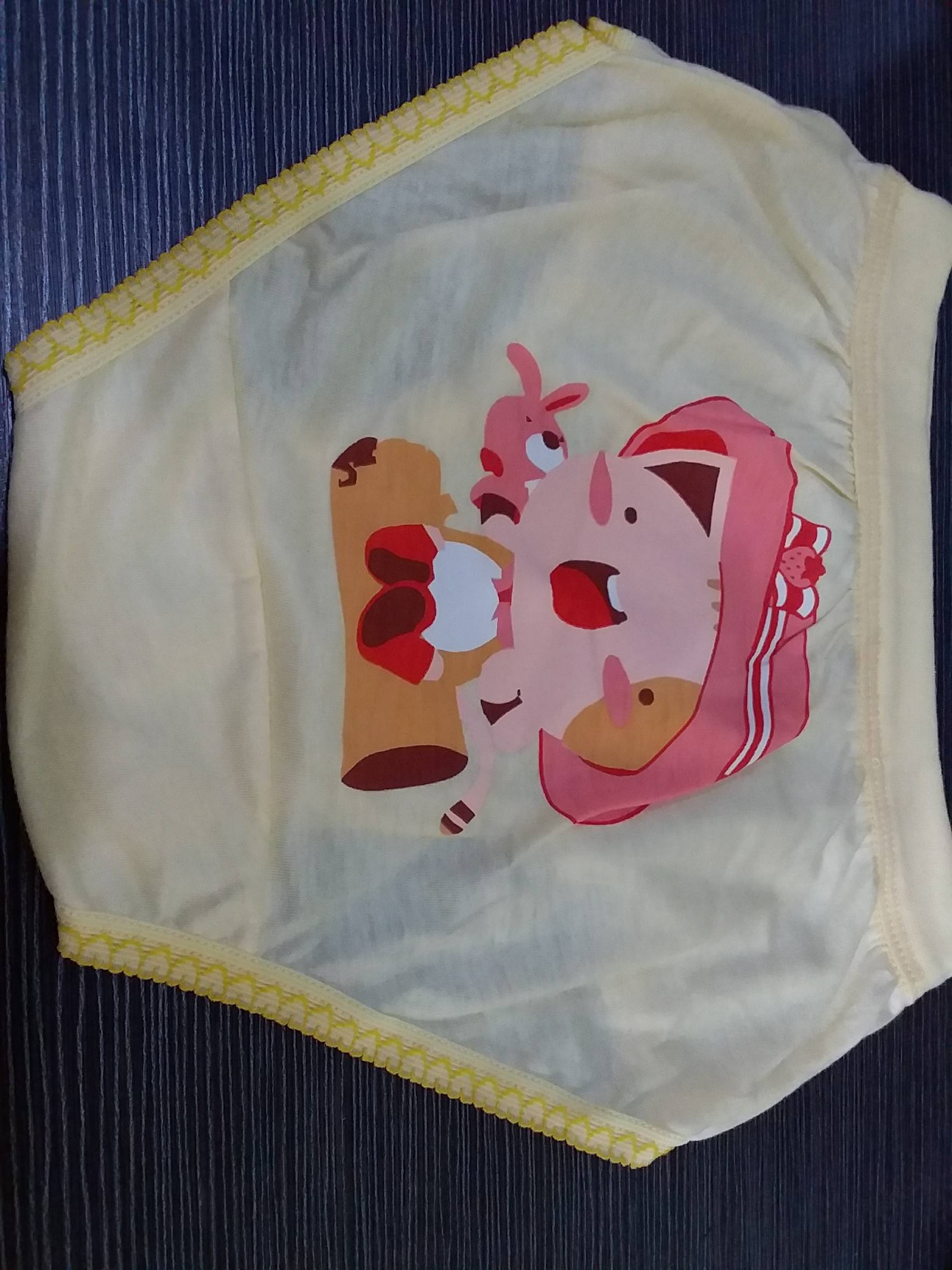 女童OP三角褲