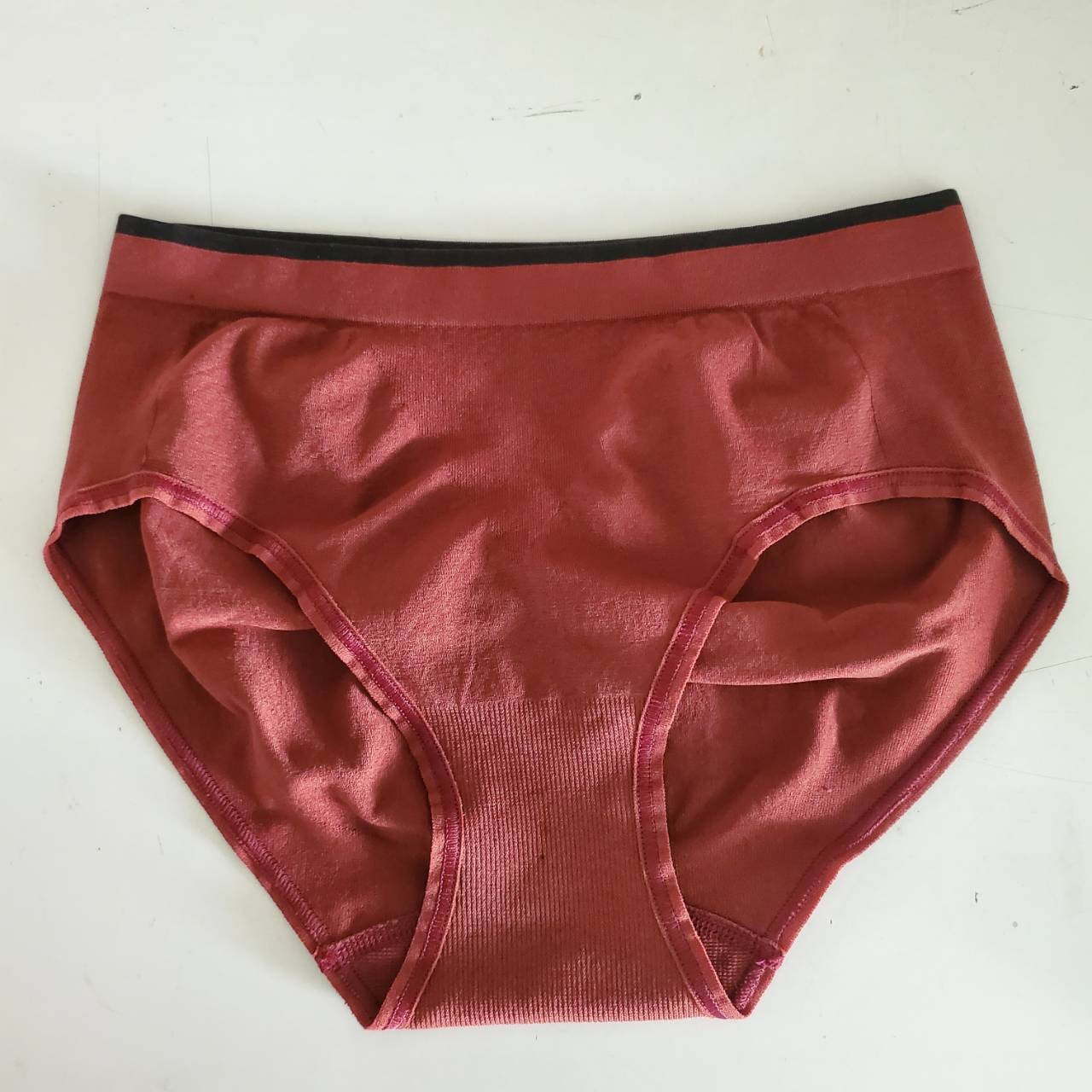 中腰三角內褲