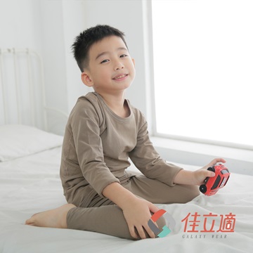 兒童圓領蓄熱保暖衣