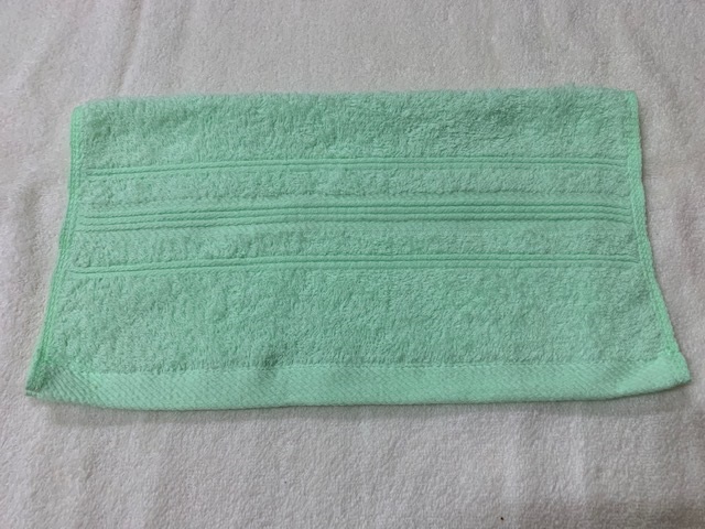 素鍛條方巾