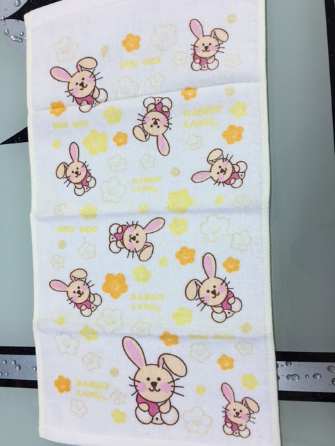 柔美小花兔童巾