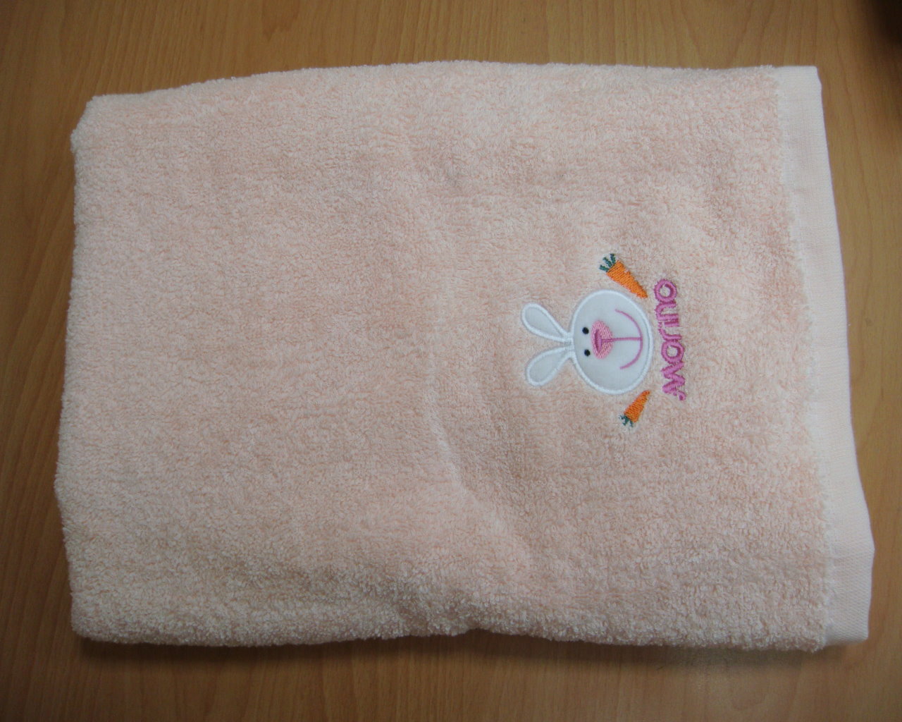 MO841素色動物刺繡浴巾