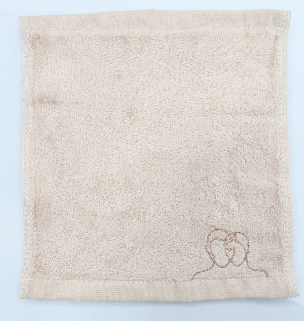 膠原蛋白X天絲棉刺繡手巾