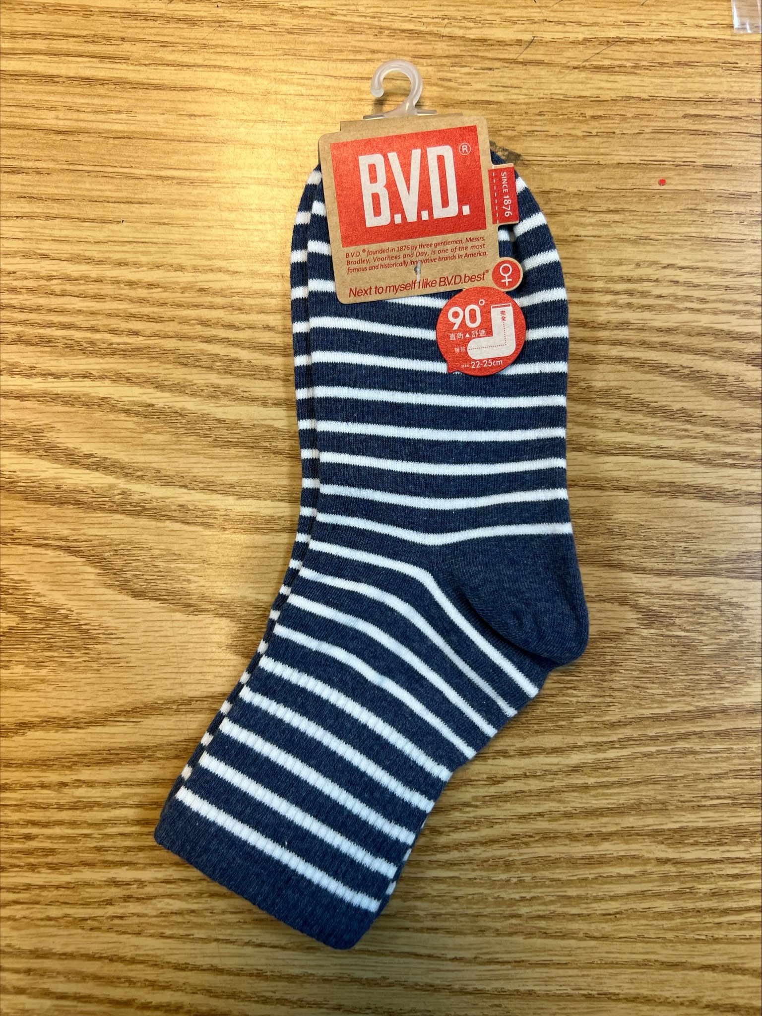 B.V.D.1/2條紋直角女襪