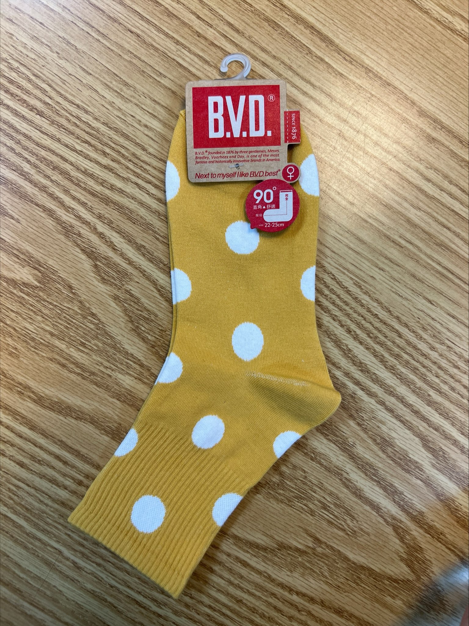 B.V.D.1/2圓點直角女襪