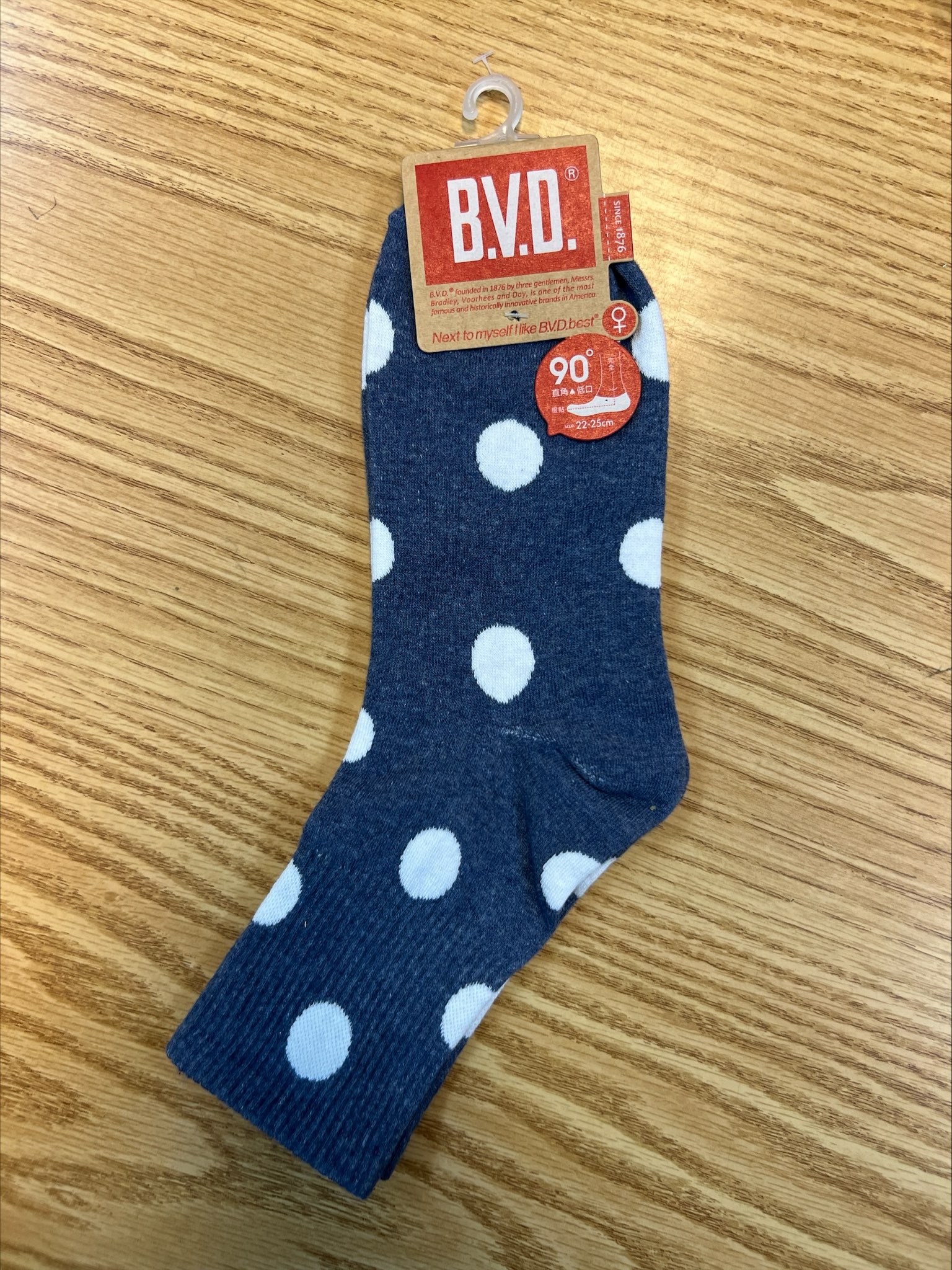 B.V.D.1/2圓點直角女襪