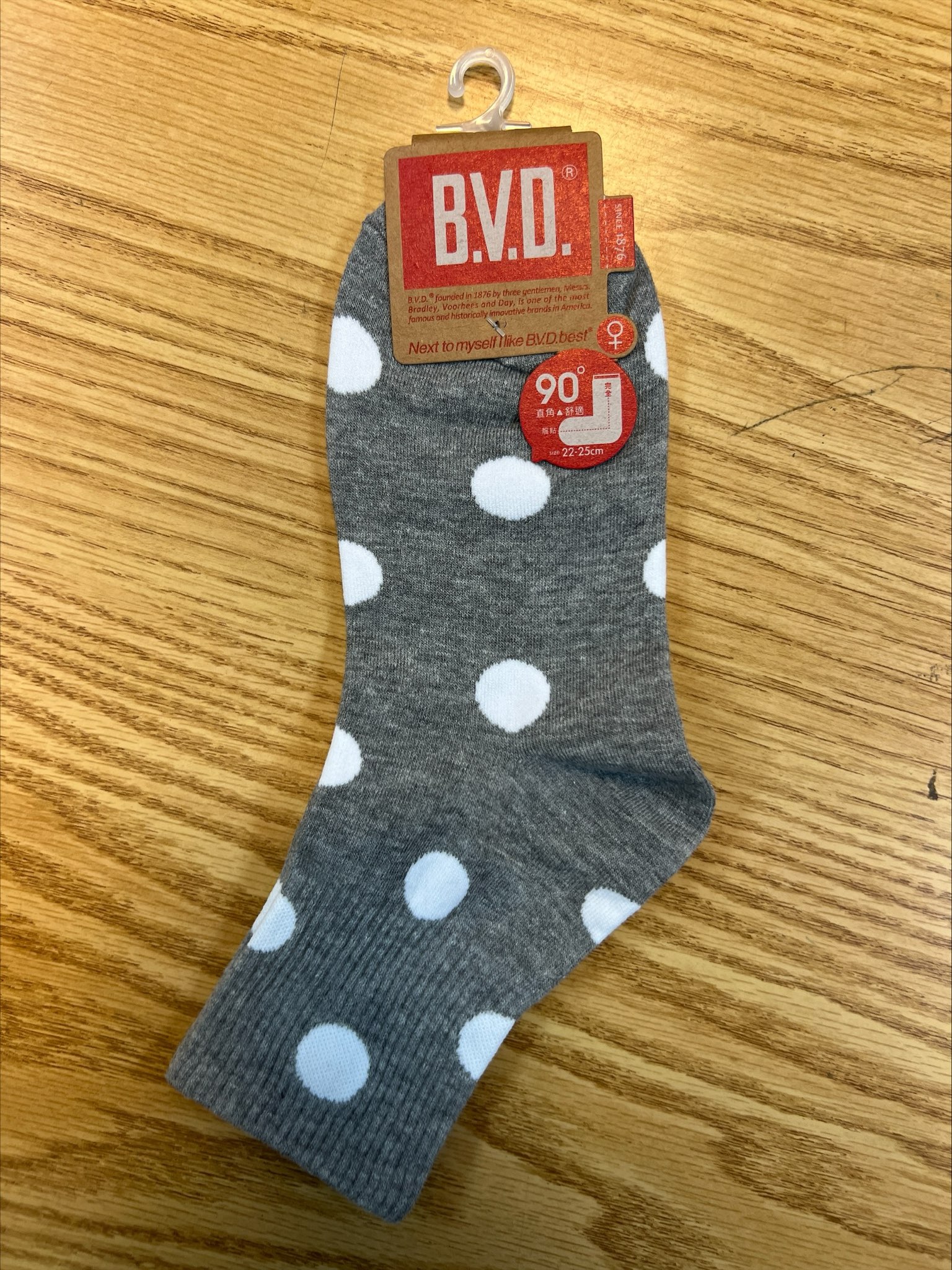 B.V.D.1/2圓點直角女襪