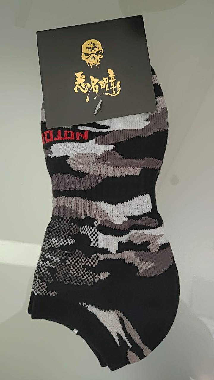 Notorious機能運動襪
