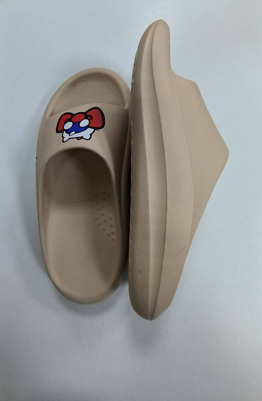 拖鞋