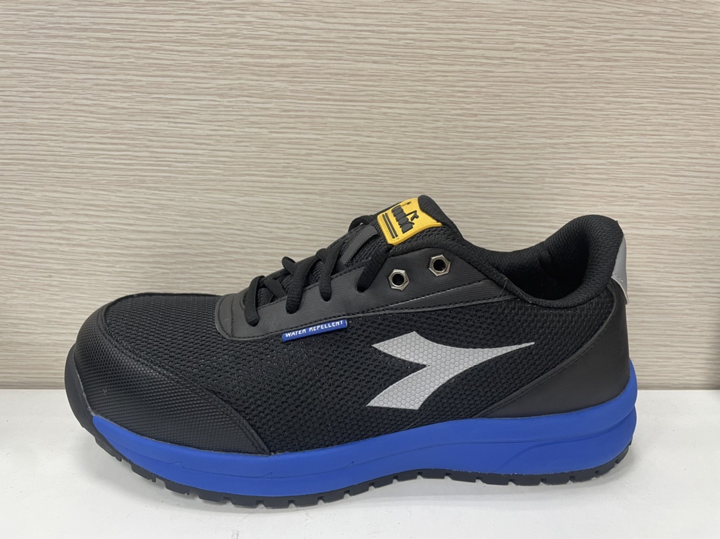 防護鞋DAU8638(PB-SRA)第1類