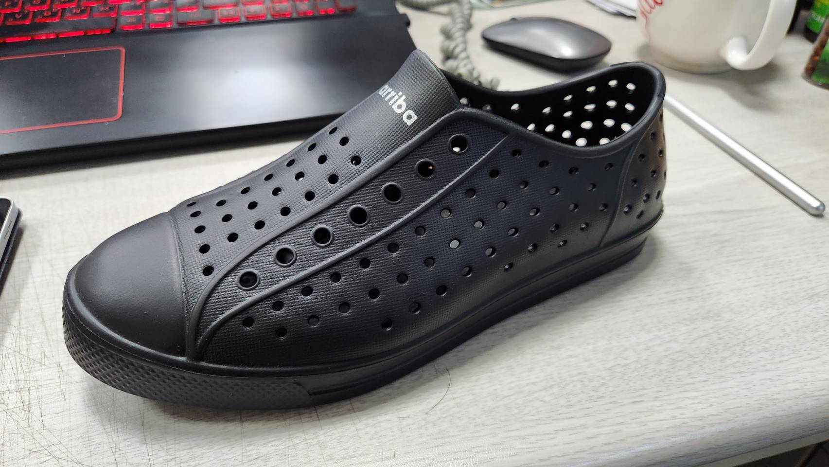 ARRIBA輕量防水洞洞鞋