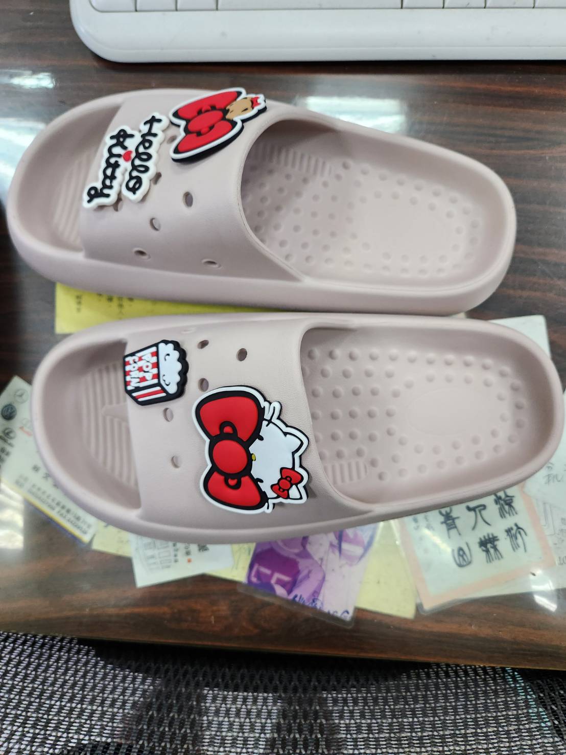 HELLO KITTY 飾品拖鞋