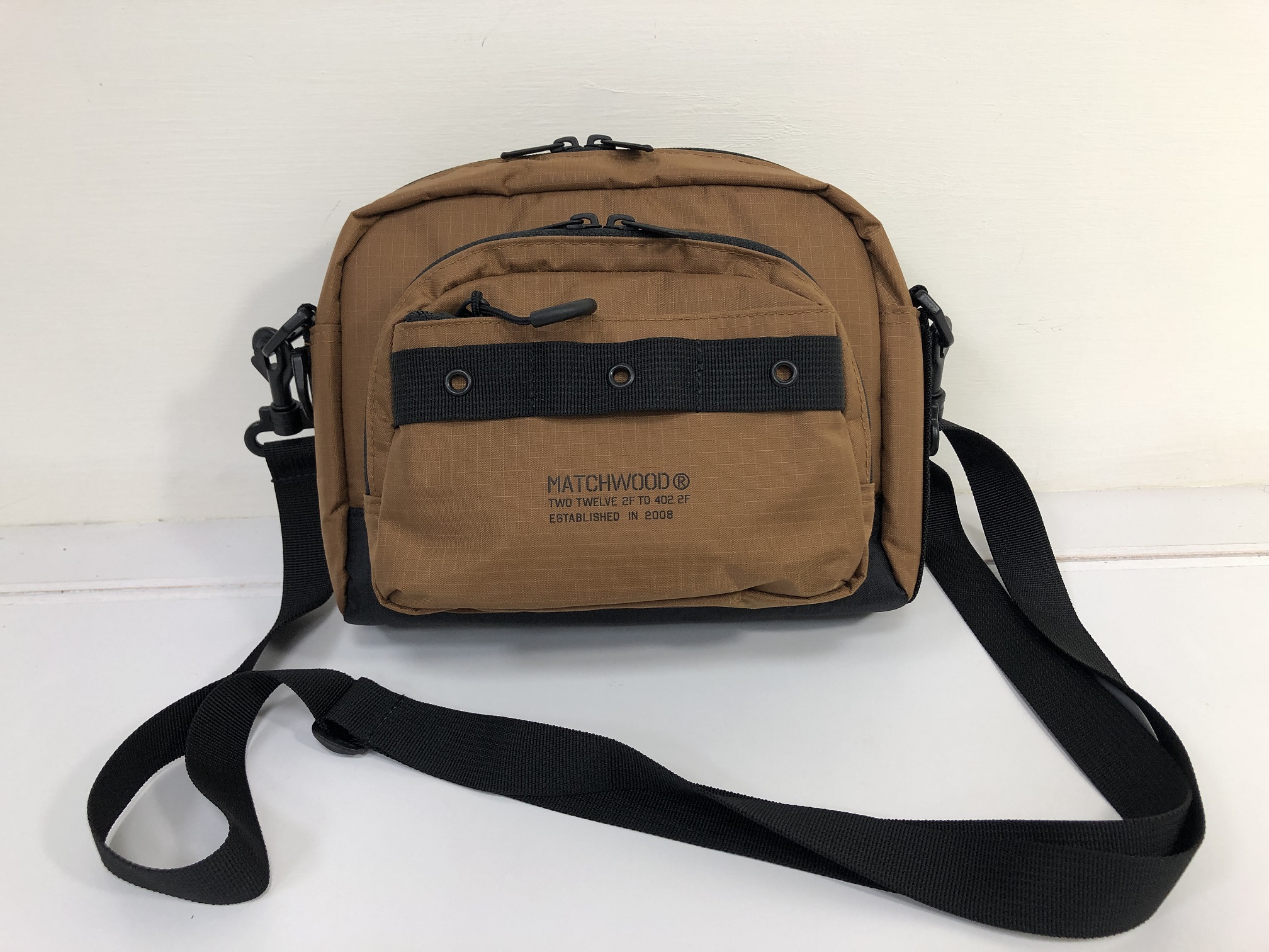 Matchwood Brave 肩背小包