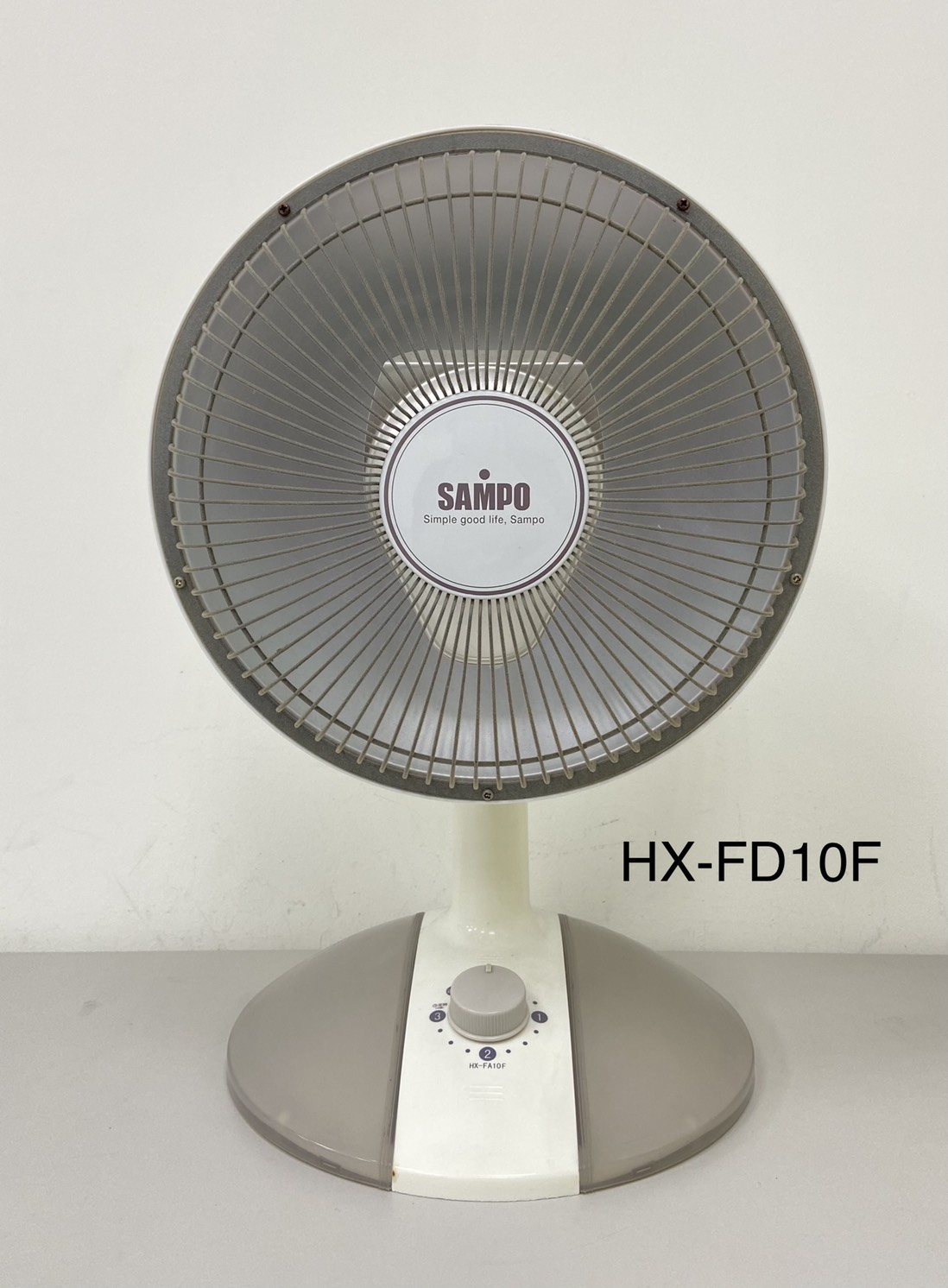 聲寶10吋桌上型紅外線電暖器