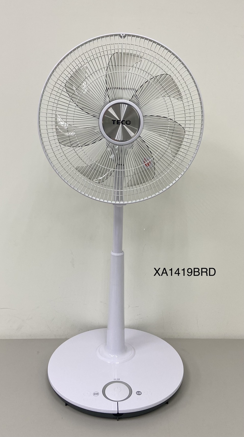 東元14吋DC馬達遙控擺頭立扇
