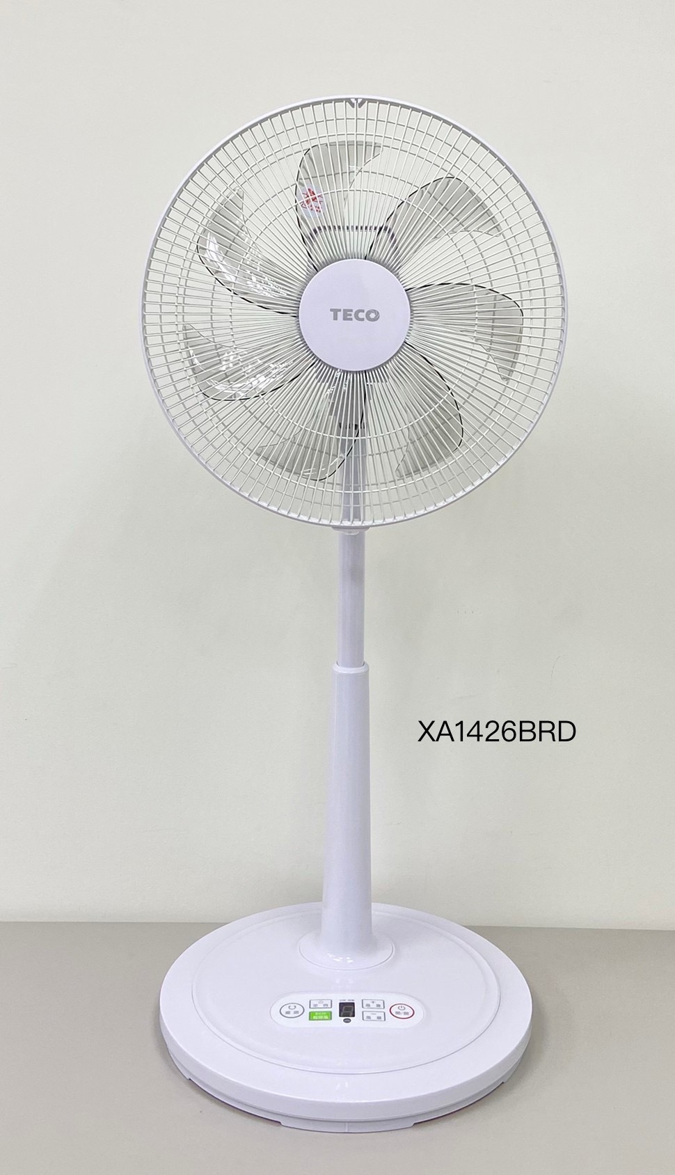 14吋DC馬達遙控擺頭立扇
