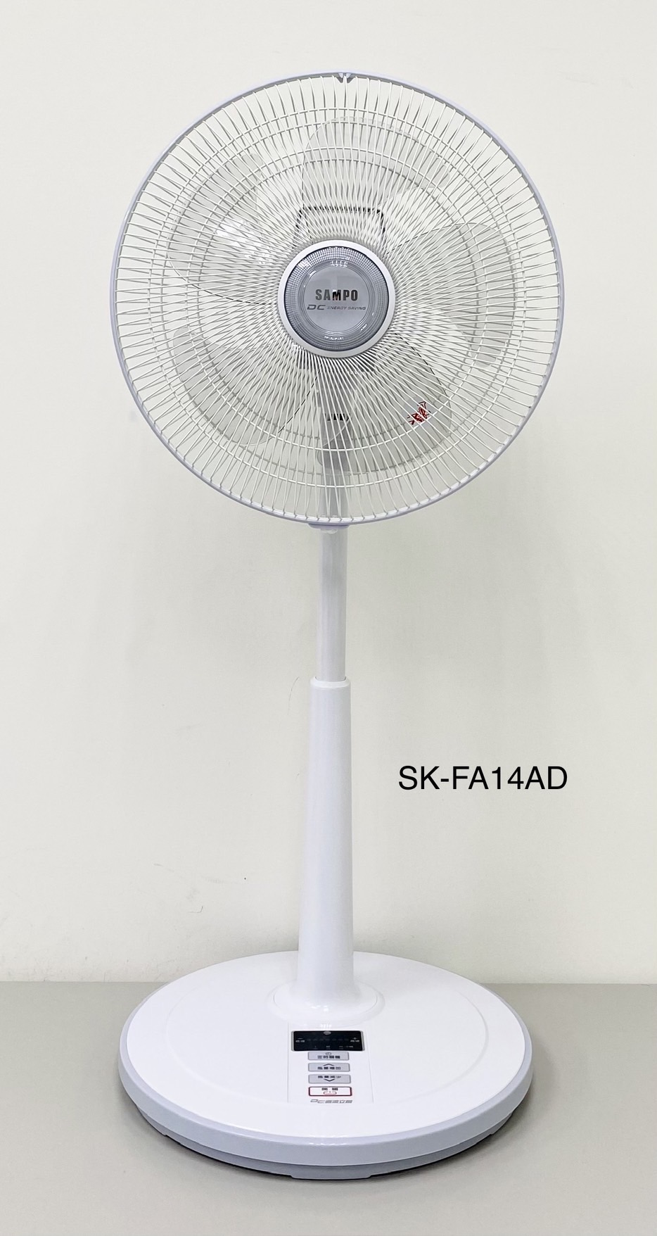 14吋微電腦遙控DC直流馬達立扇